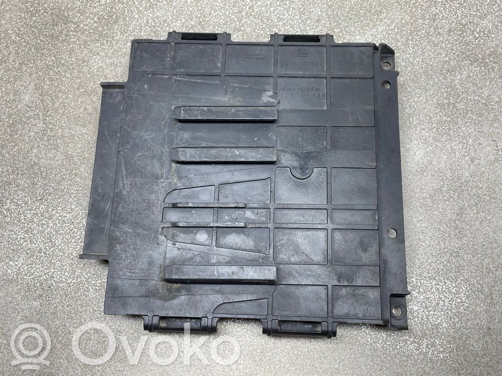 Opel Zafira C Engine control unit holder 