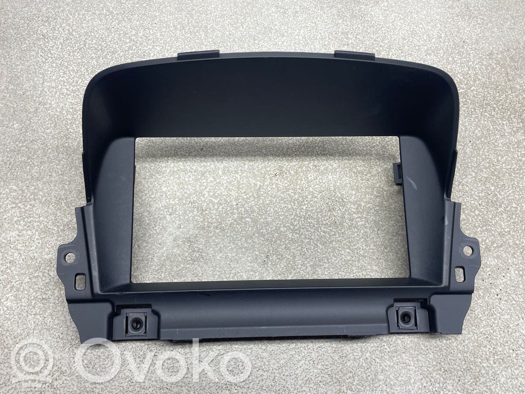 Opel Zafira C Konsola środkowa / Radio / GPS 