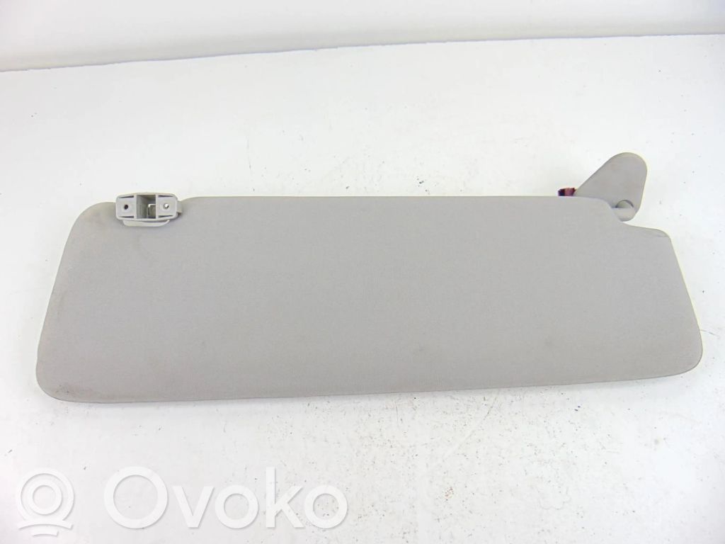 Sun visor