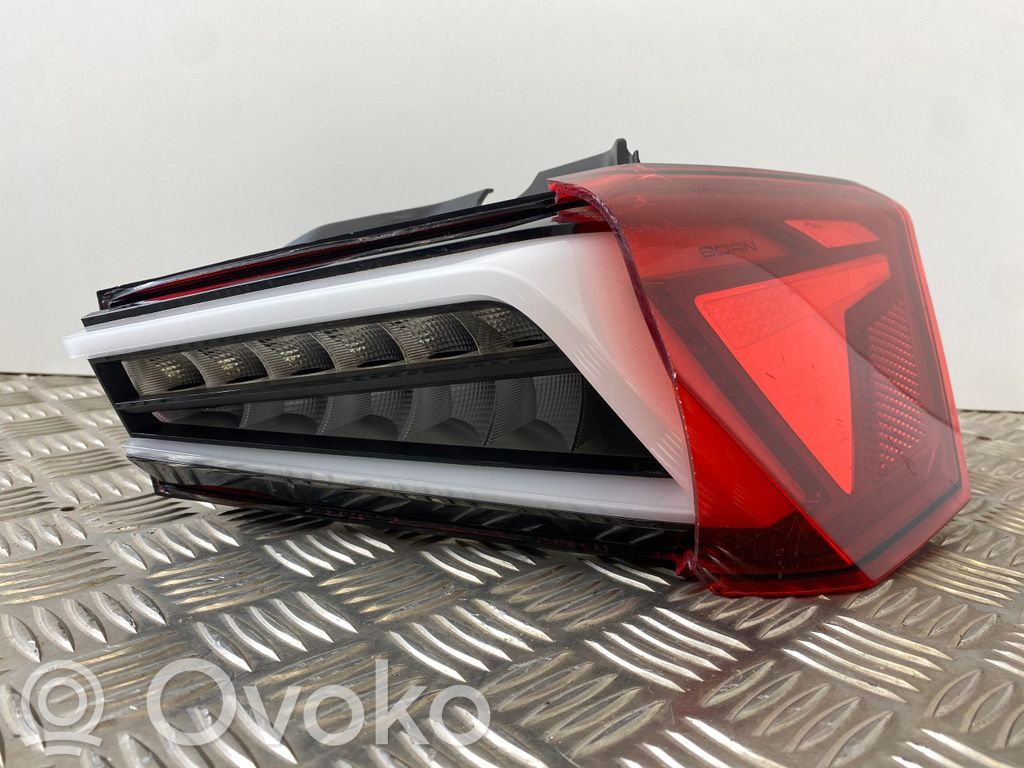 Cupra Born Rear/tail lights 