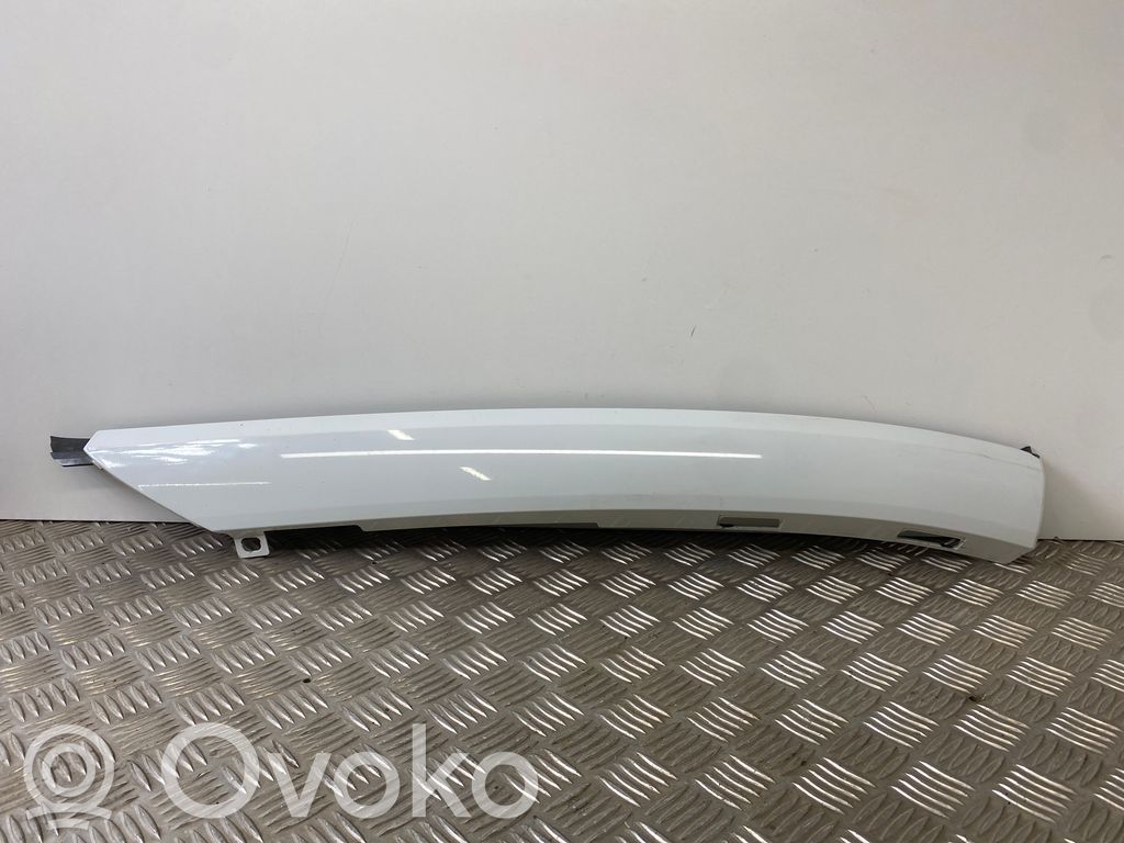 BMW i3 Windshield trim 