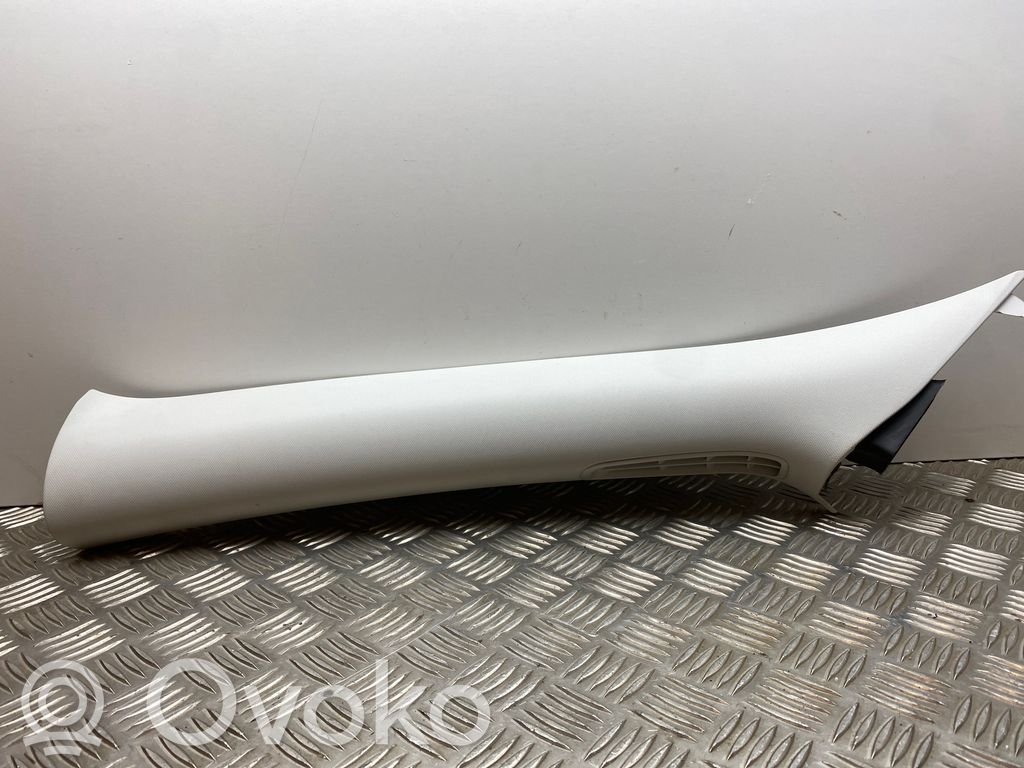 Ford Focus (A) pillar trim 