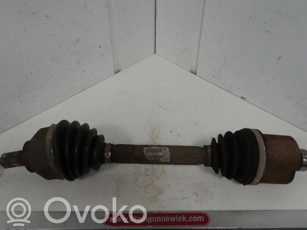 Priekšējā pusass   8M5RFF