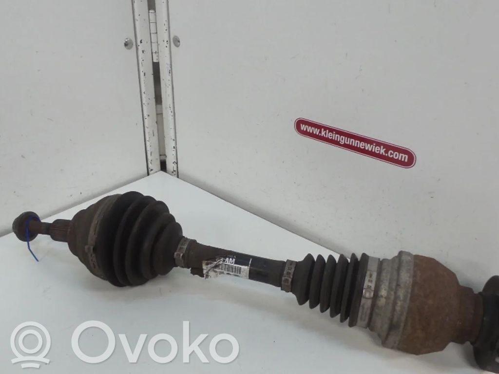 Volkswagen Tiguan Półoś przednia 