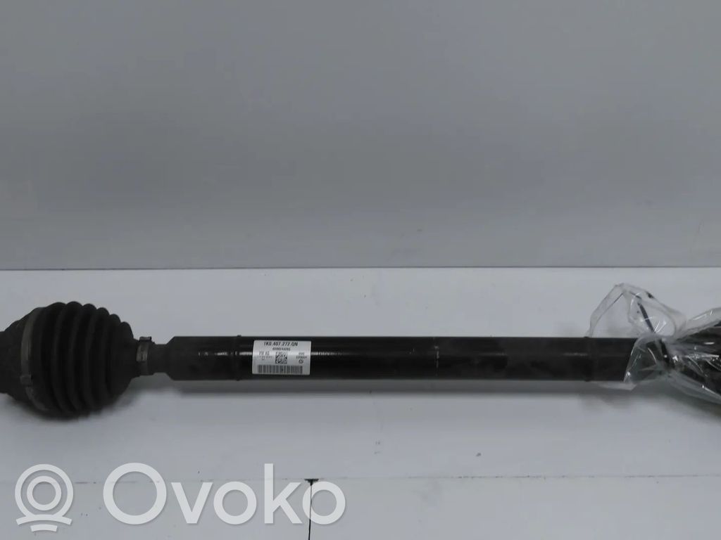 Volkswagen Golf VII Priekinis pusašis 