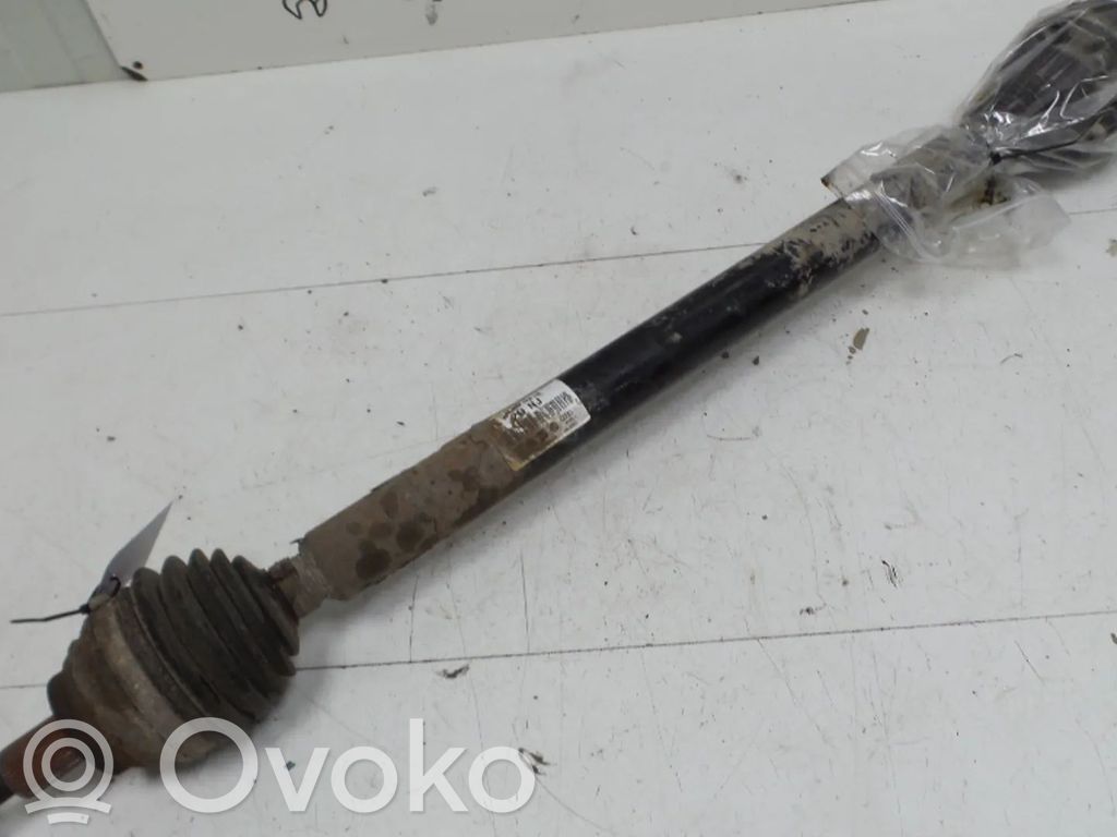 Volkswagen PASSAT B6 Półoś przednia 