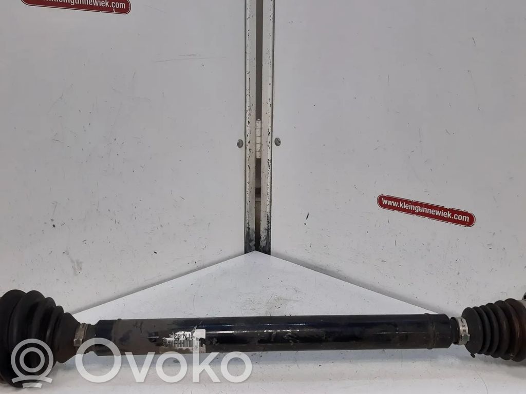 Volkswagen Golf VI Front driveshaft 