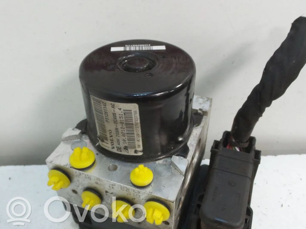 ABS-pumppu   31261142,7G9N2C405AC,D5244T4