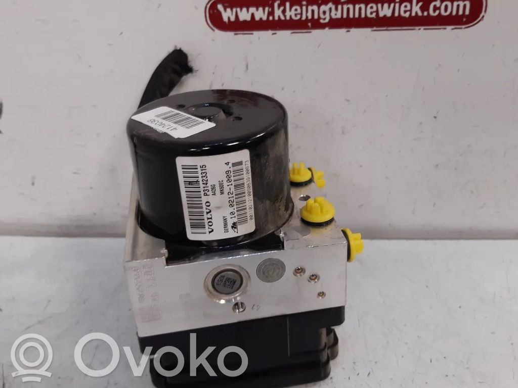 Volvo V40 ABS Pump 