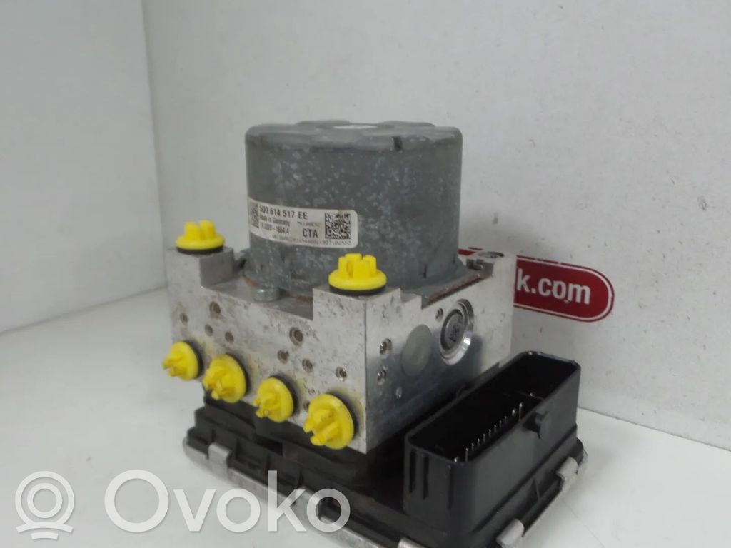 Volkswagen Golf VII ABS bloks 