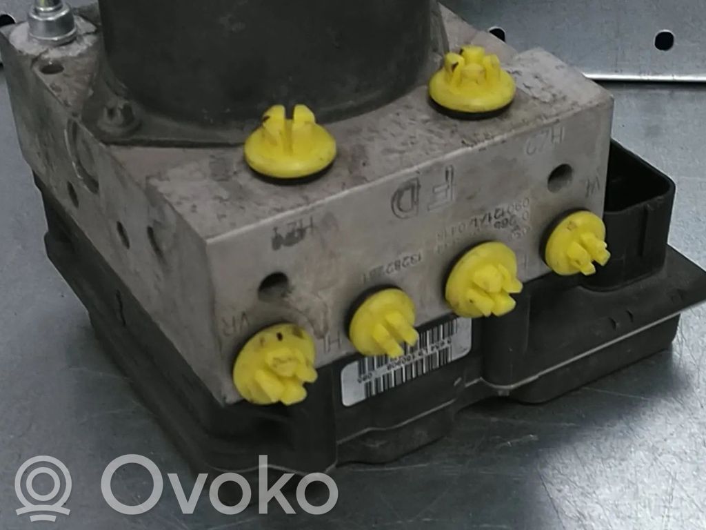 Opel Corsa D ABS-pumppu 