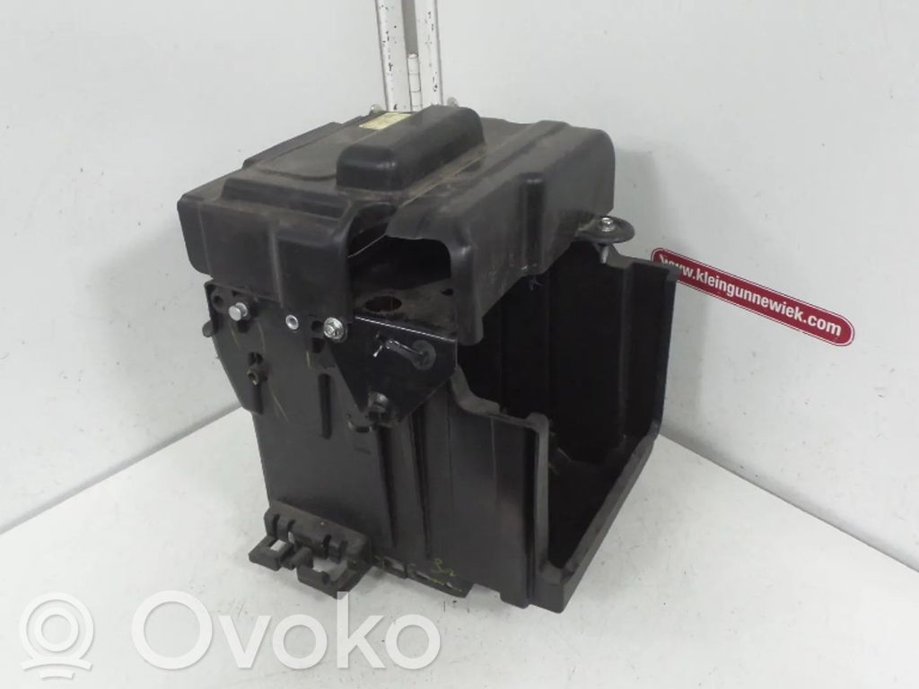 Ford Ecosport Podstawa / Obudowa akumulatora 