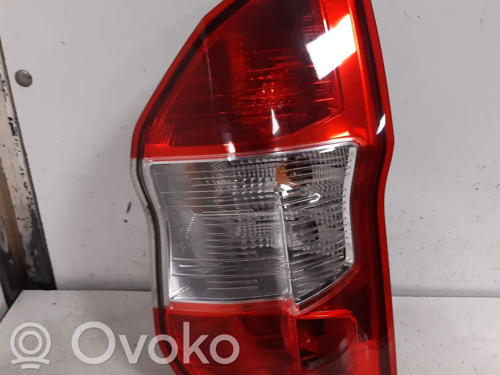 Ford Transit Courier Takavalot 