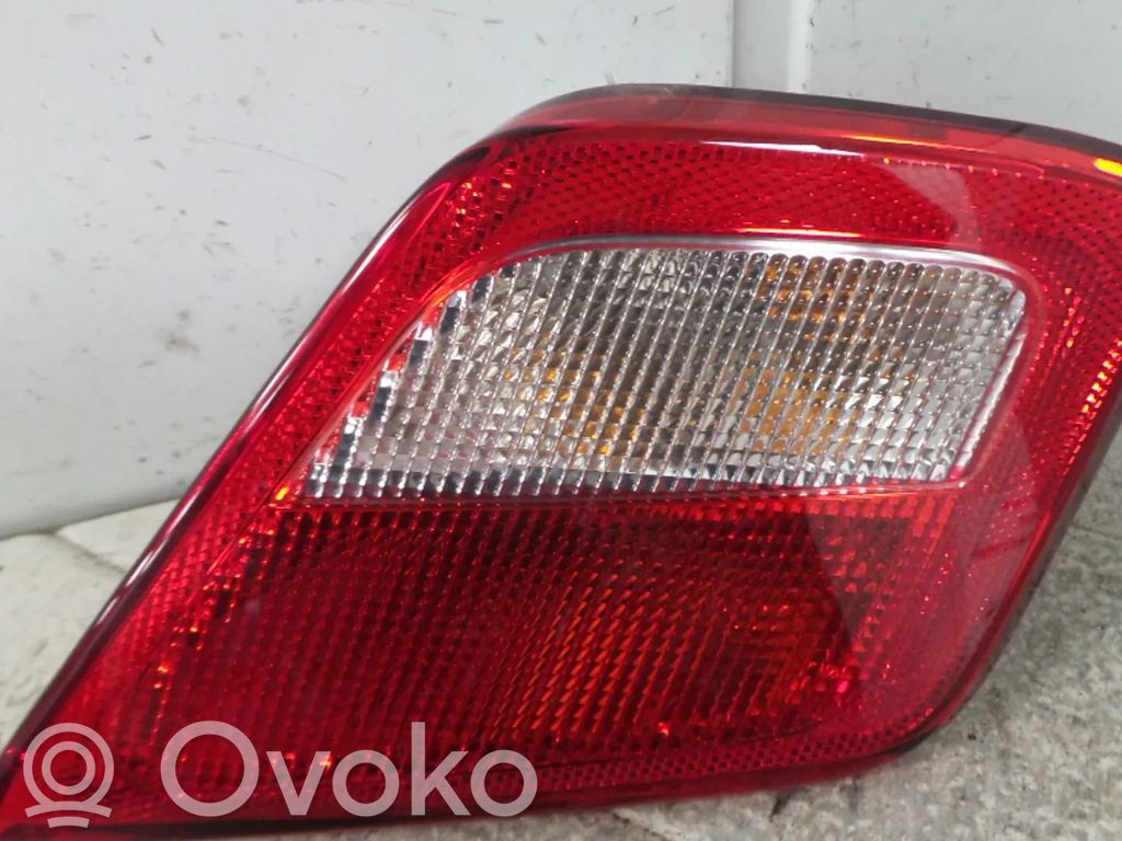 Opel Cascada Lampă spate în caroserie 
