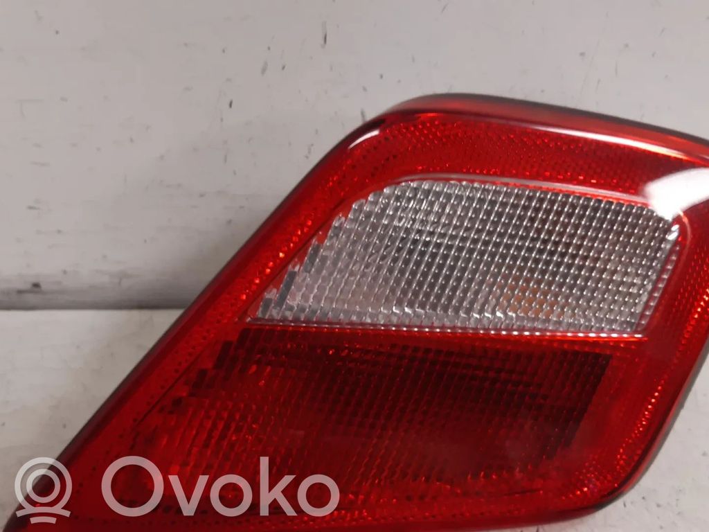 Opel Cascada Lampă spate în caroserie 