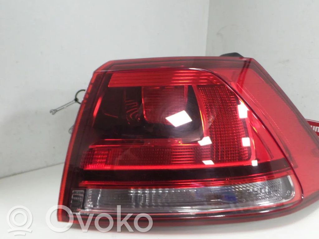 Volkswagen Golf VII Lampa tylna 
