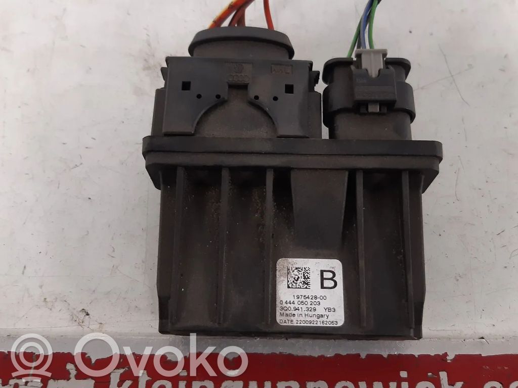 Volkswagen Golf VIII Adblue control unit 