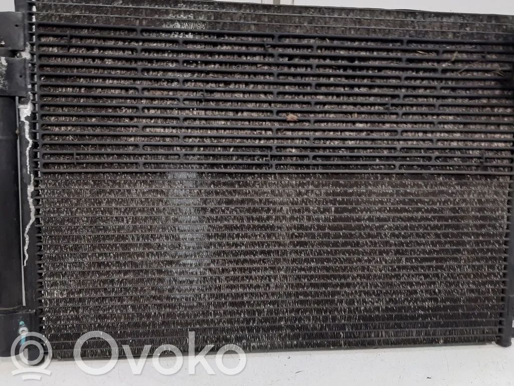 Volkswagen Jetta VI Radiateur condenseur de climatisation 