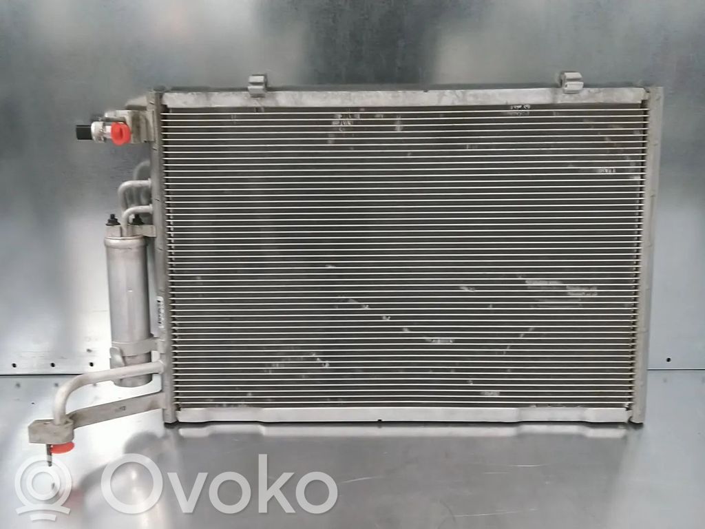 Ford Fiesta Skraplacz / Chłodnica klimatyzacji 