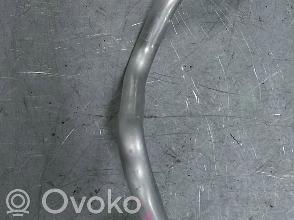 Ilmastointilaitteen putki (A/C)   4KE816725E