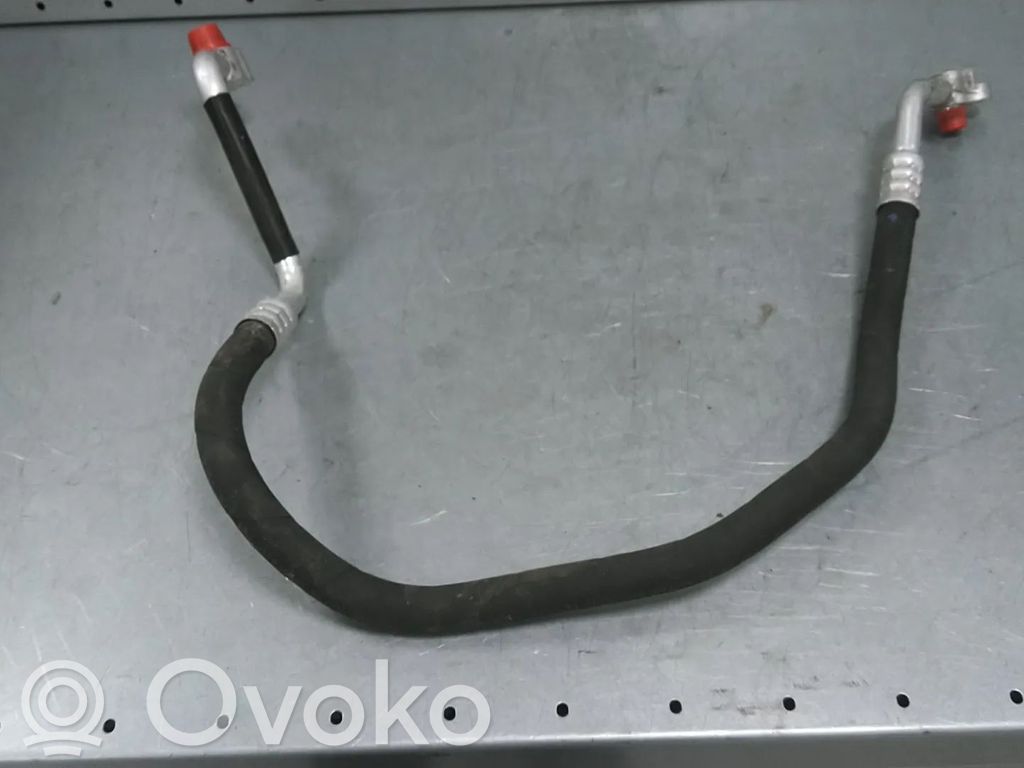 Audi A5 8T 8F Wąż / Przewód klimatyzacji A/C 