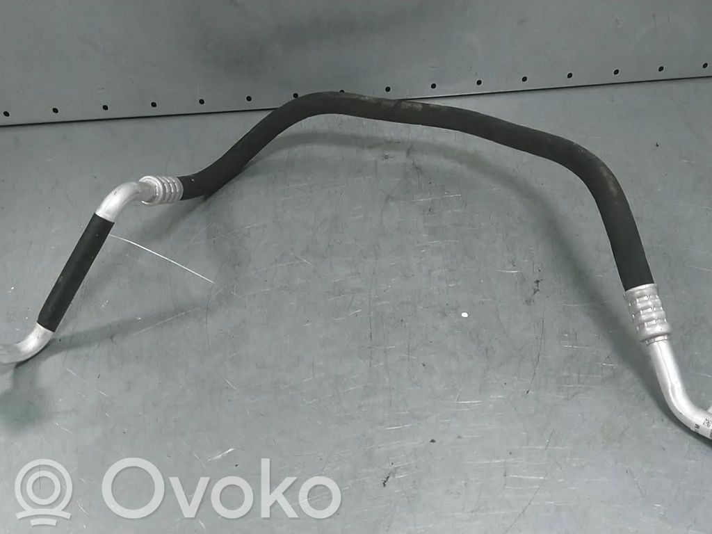 Audi A5 8T 8F Wąż / Przewód klimatyzacji A/C 