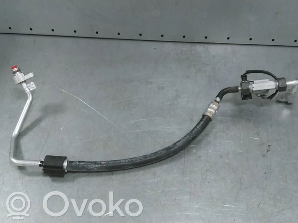 Audi e-tron Ilmastointilaitteen putki (A/C) 