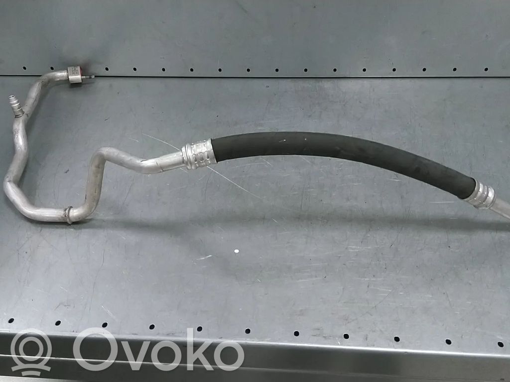 Volkswagen PASSAT B8 Wąż / Przewód klimatyzacji A/C 