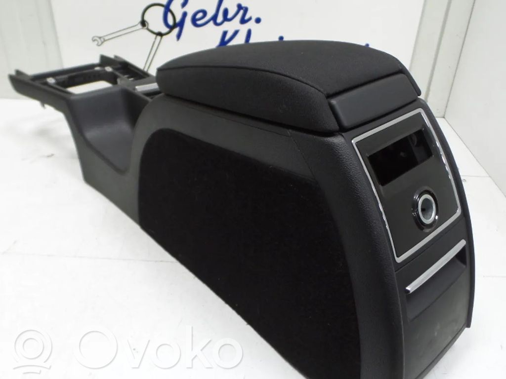 Centrālā konsole   3T0863243A,3T0864207E