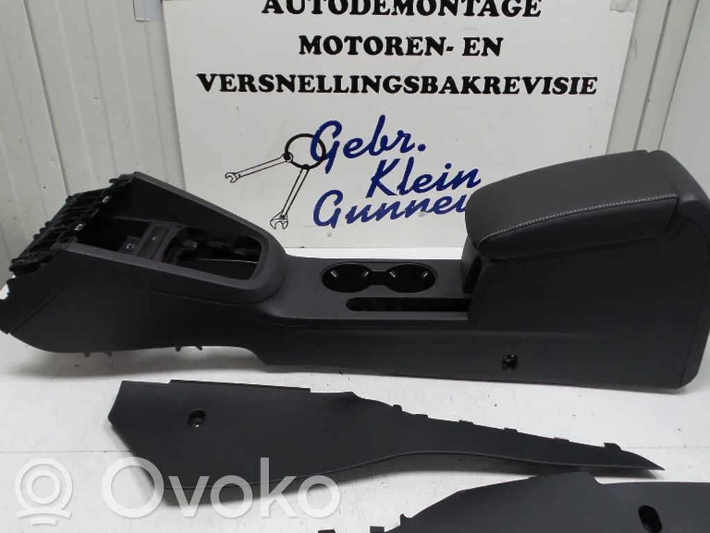 Center console   1K0863243C