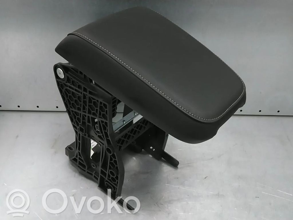 Skoda Karoq Center console 