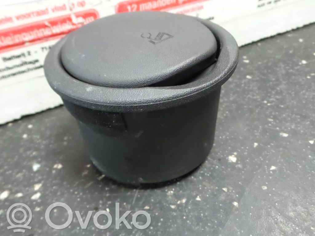Ford Ka Pelnutrauks (priekšā) 