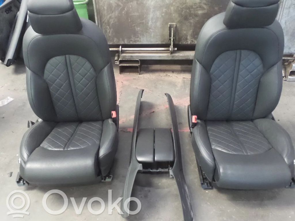 Interior set