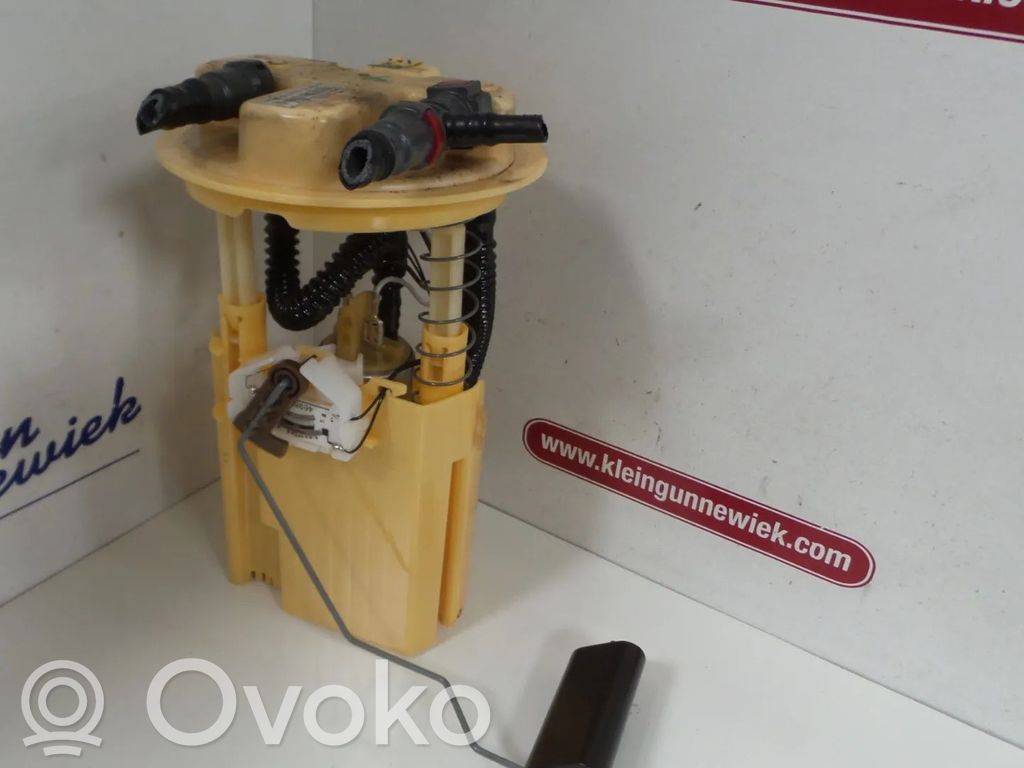 Renault Clio IV Bomba interna de combustible 