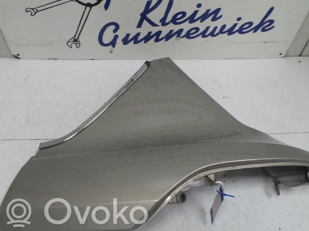 Ford B-MAX Rear glass trim 