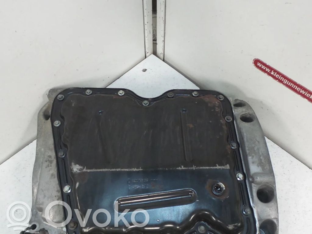 Opel Vivaro Oil sump 