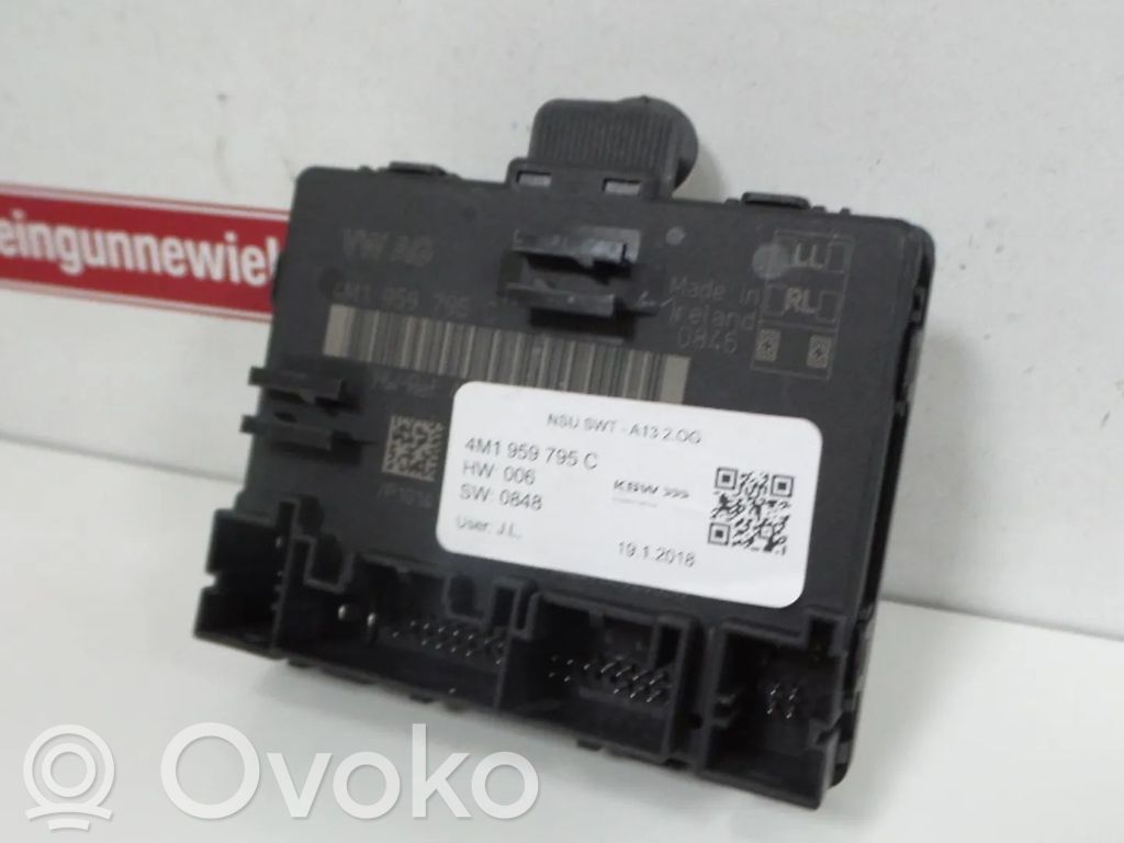 Audi A8 S8 D5 Unité de commande module de porte 