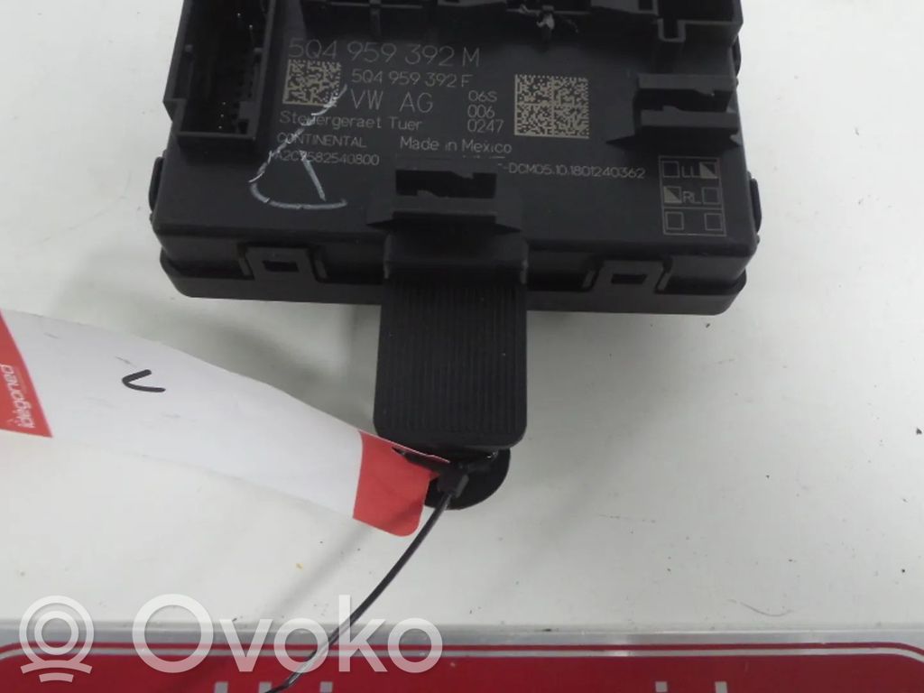 Volkswagen Tiguan Door control unit/module 