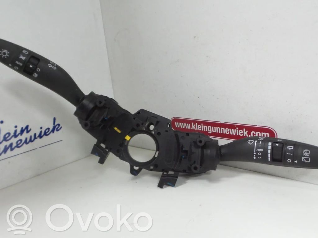 KIA Optima Interruptor/palanca de limpiador de luz de giro 