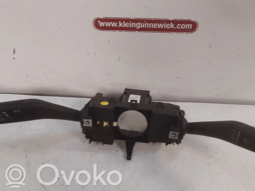 Volkswagen Up Wiper turn signal indicator stalk/switch 