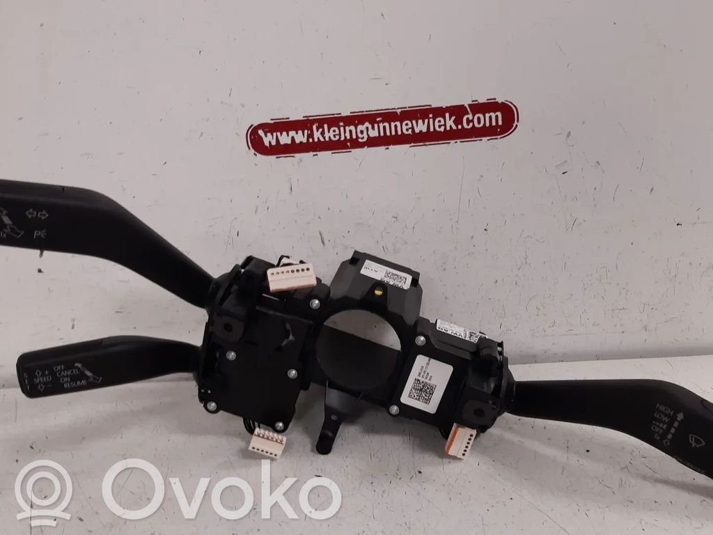 Volkswagen PASSAT B6 Manetka / Przełącznik kierunkowskazów wycieraczek 