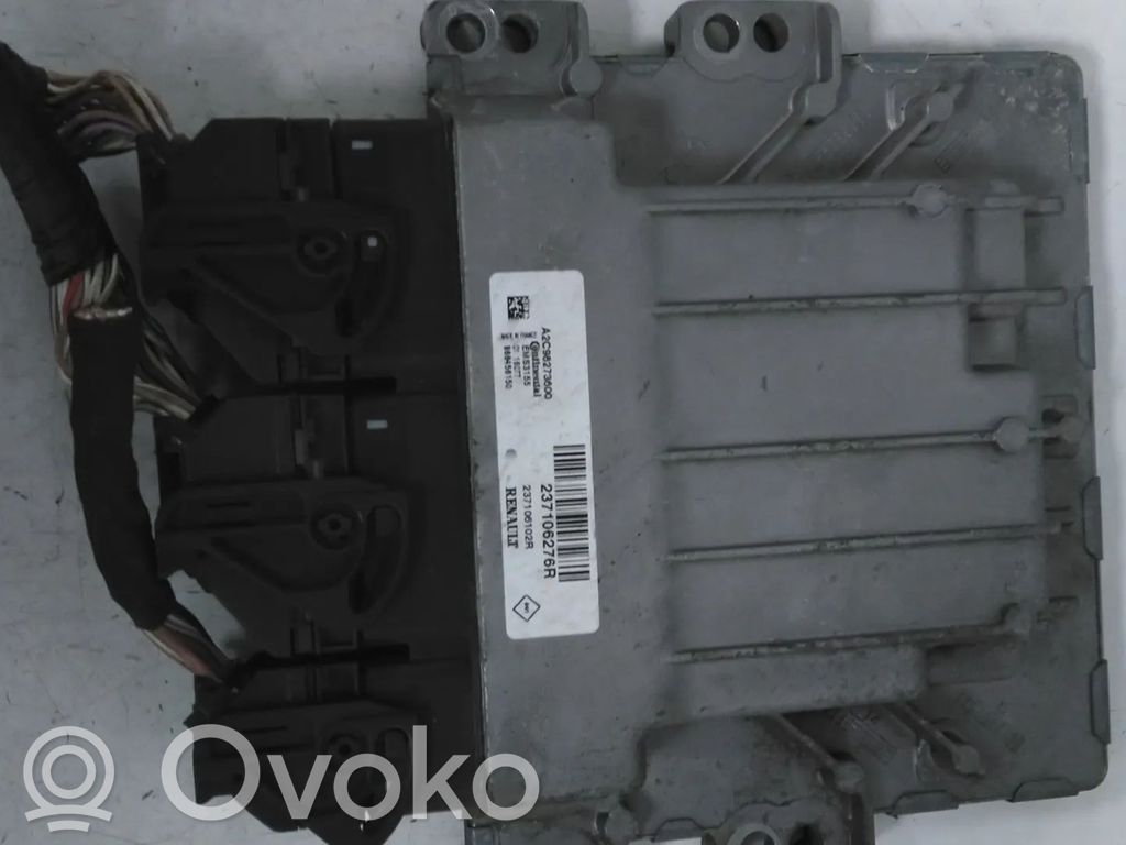 Dacia Duster Engine control unit/module 