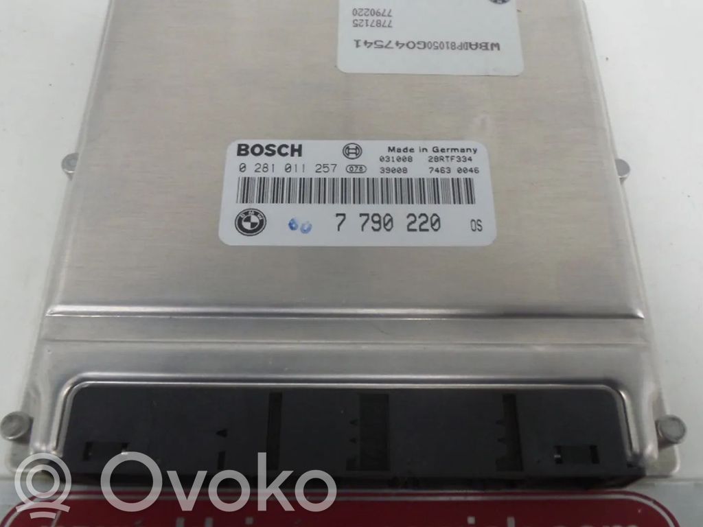 BMW 5 E39 Engine control unit/module 