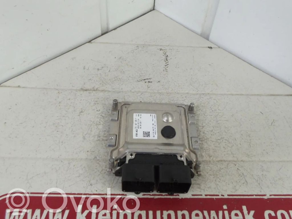 Engine control unit/module   04C907309P,0261S08575,CHY