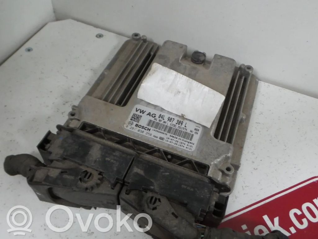 Audi A4 S4 B9 Engine control unit/module 
