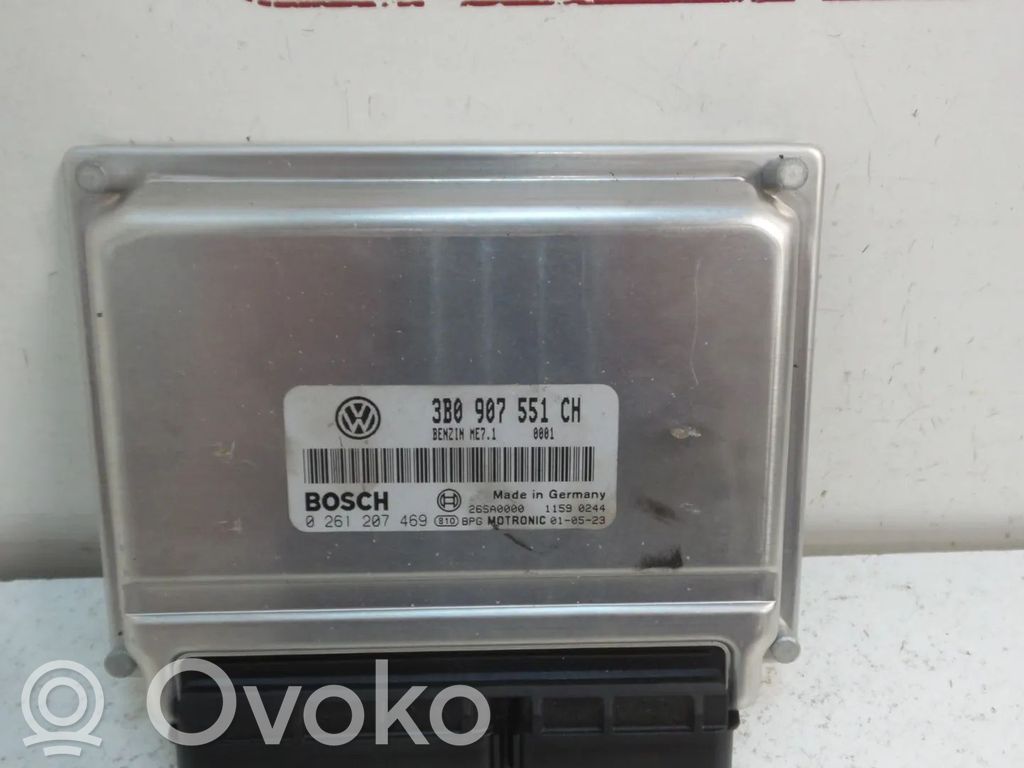 Volkswagen PASSAT B5 Engine control unit/module 