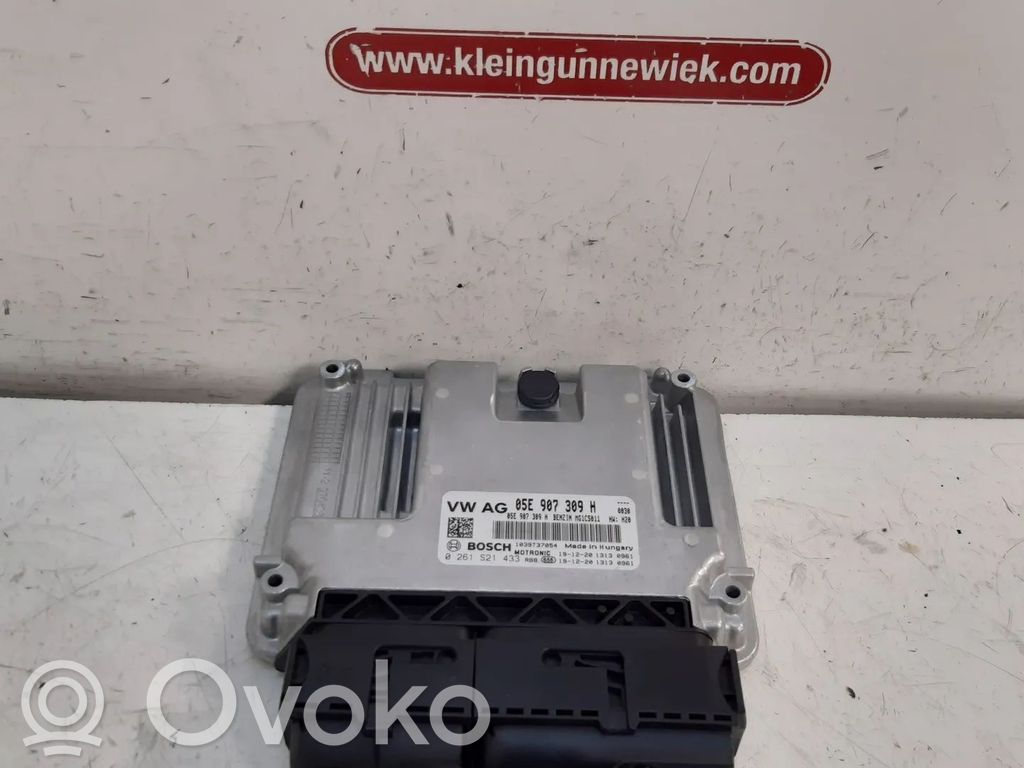 Seat Leon (5F) Engine control unit/module 