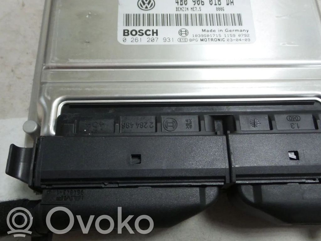 Volkswagen PASSAT B5 Engine control unit/module 