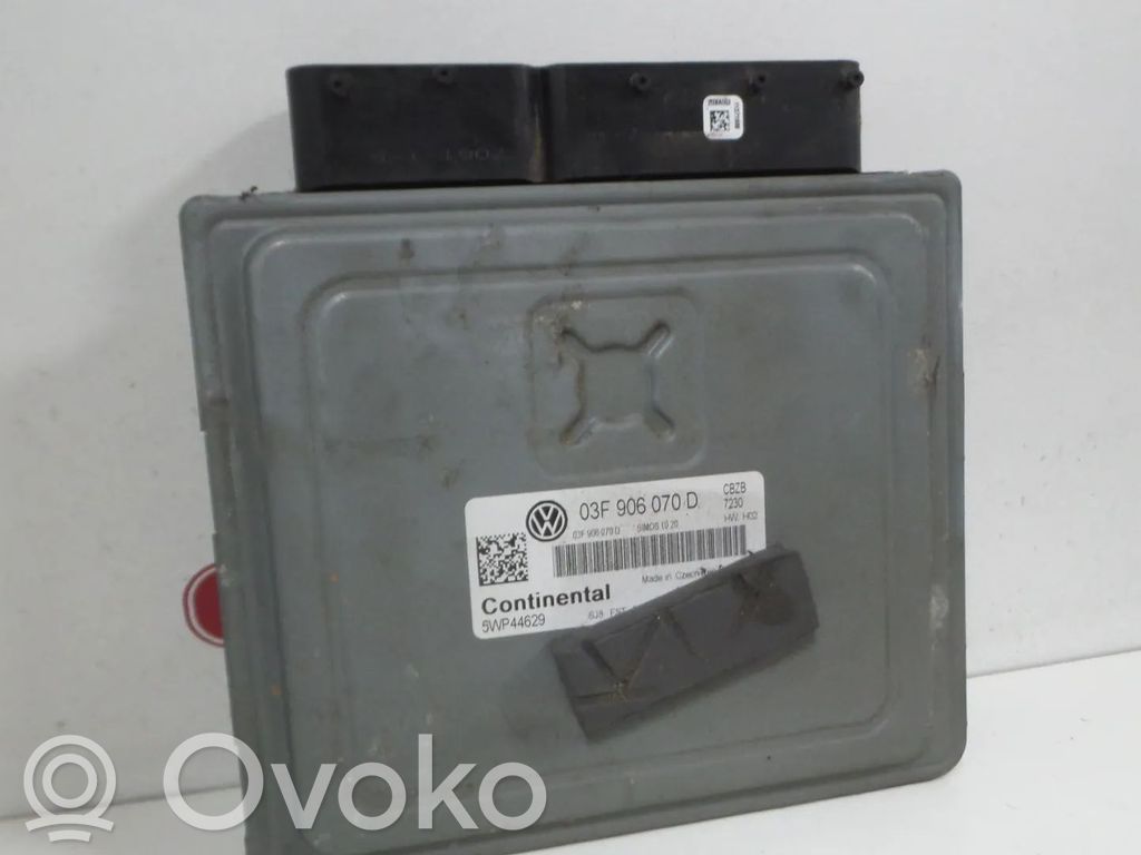 Volkswagen Polo V 6R Engine control unit/module 