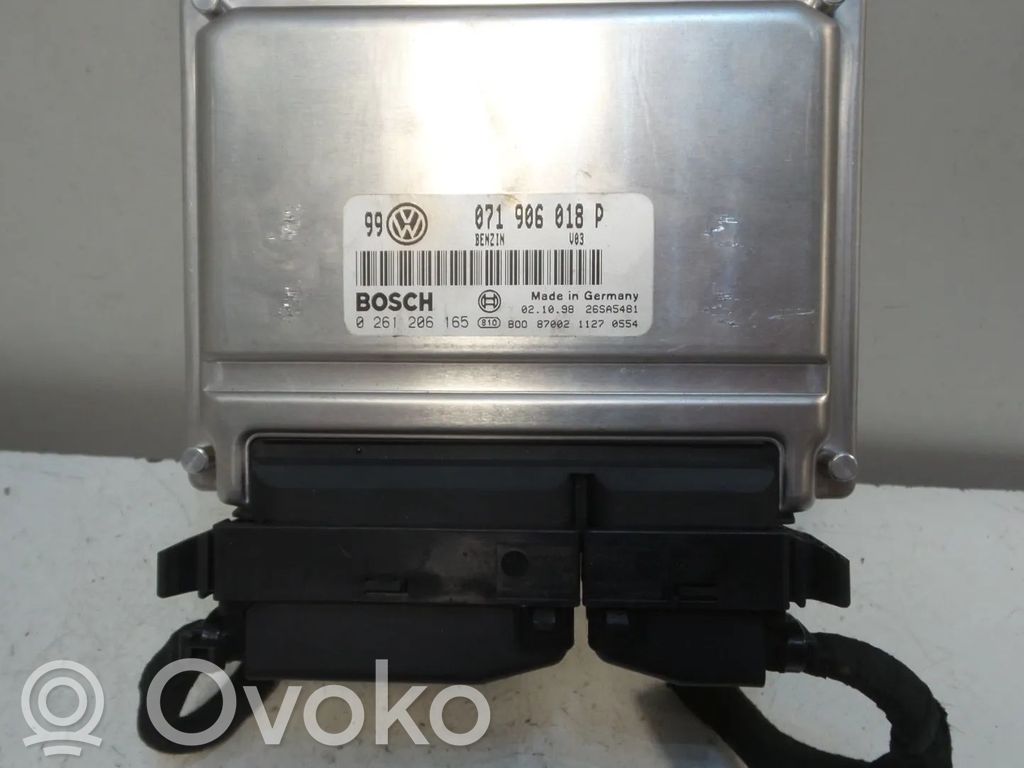 Volkswagen PASSAT B5 Unidad de control/módulo del motor 